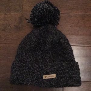 Columbia beanie